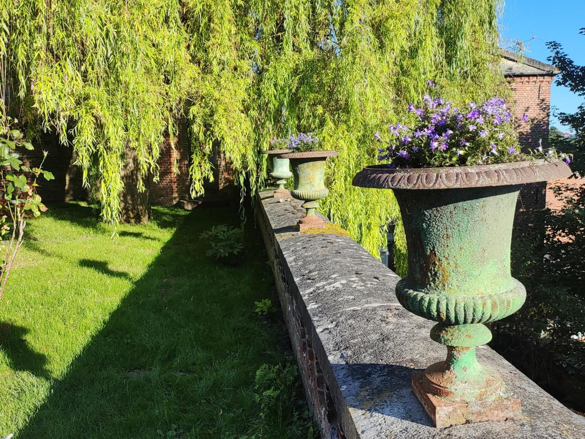 Le Relais Napoleon Bed & Breakfast Avesnes-sur-Helpe Екстериор снимка
