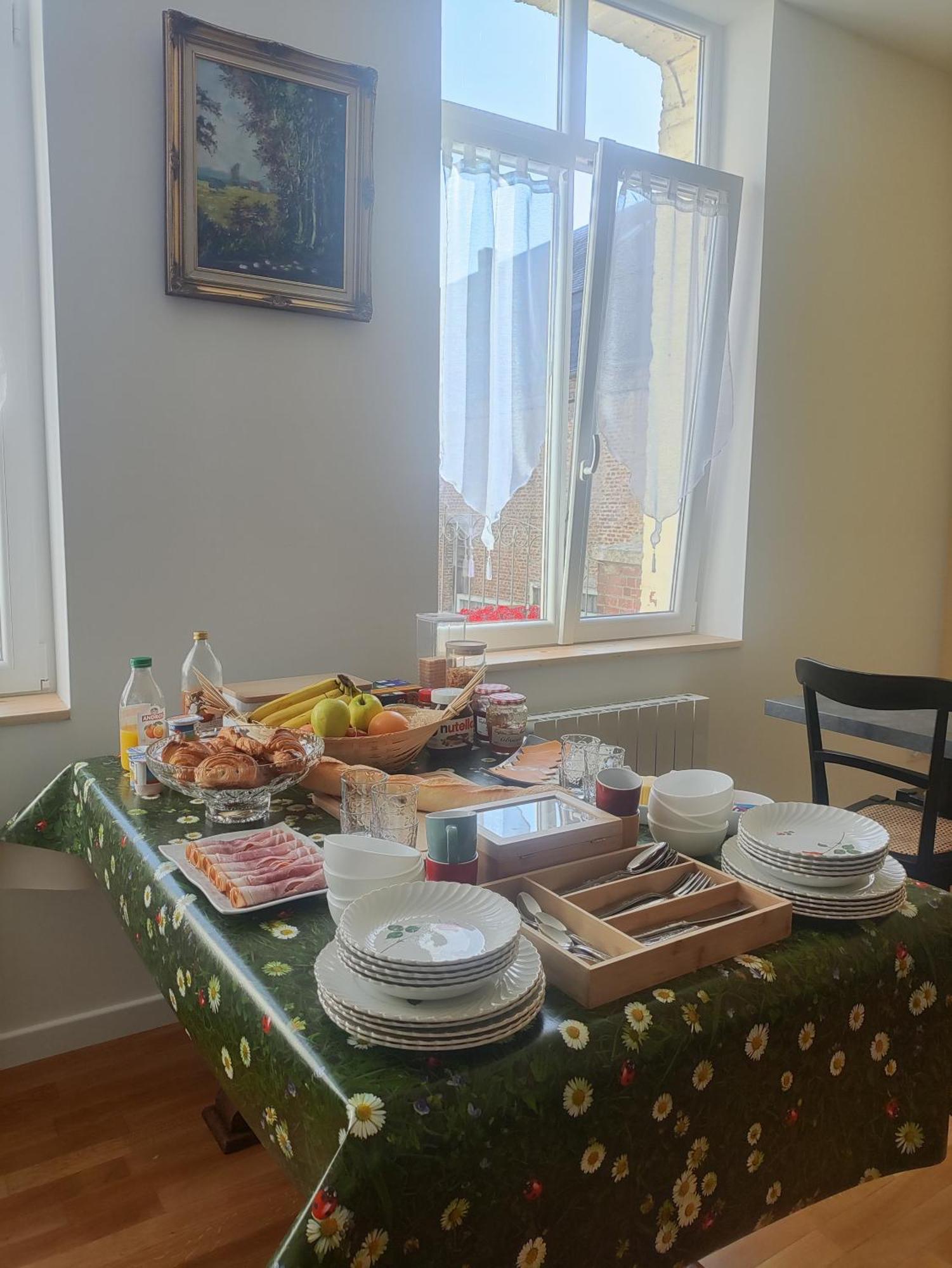 Le Relais Napoleon Bed & Breakfast Avesnes-sur-Helpe Екстериор снимка