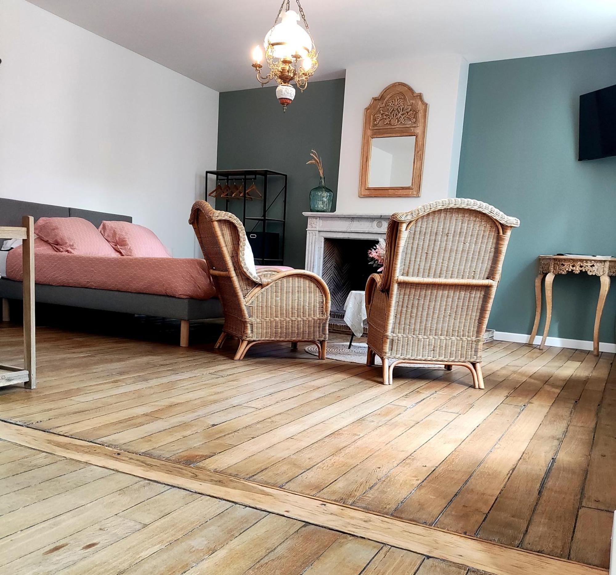 Le Relais Napoleon Bed & Breakfast Avesnes-sur-Helpe Екстериор снимка